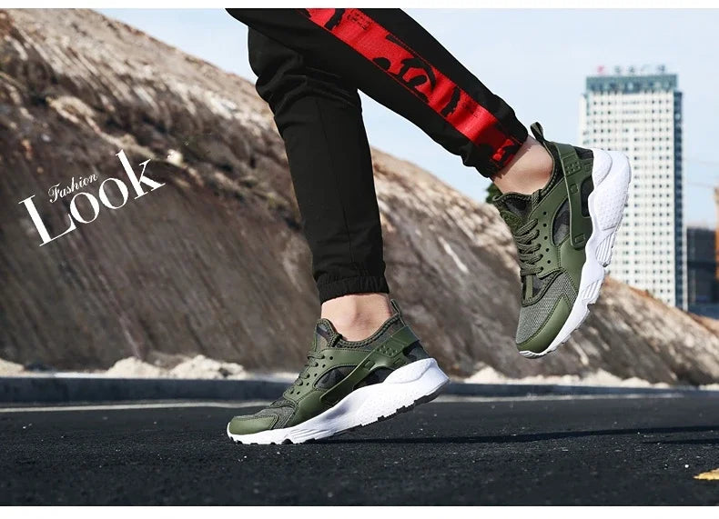 Outdoor Anti Slip Running Shoes for Men and Women Couples, Casual Fashion, Comfortable, and High Height Sports Shoes 35-47